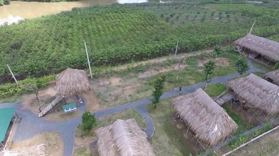 Sunny Field Eco Stilt House Villa Кат Тиен Екстериор снимка